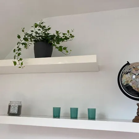 Rustig Appartement In Het Groen Met Terras Kontich Exterior photo