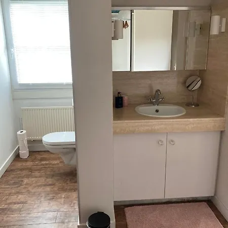 Rustig Appartement In Het Groen Met Terras Kontich Exterior photo